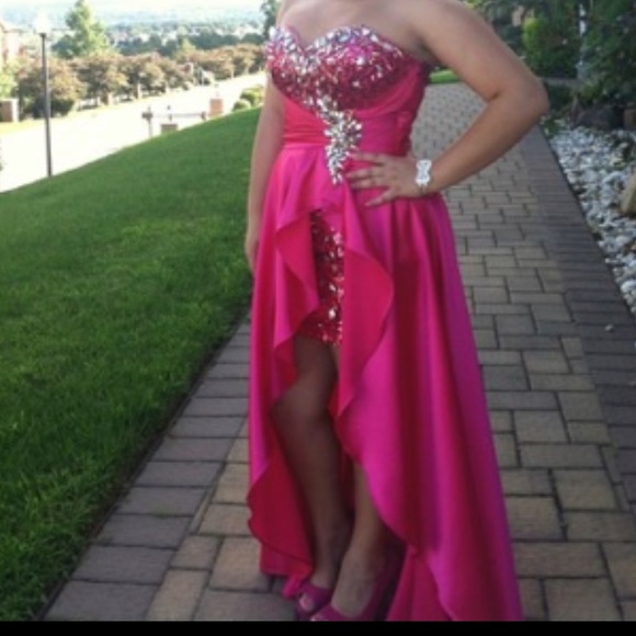 Dress - Picture 2 of 3